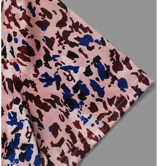 Bloomchic V Neck Animal Print T-shirt, NWT, Size 14-16 or 1X - Picture 7 of 7